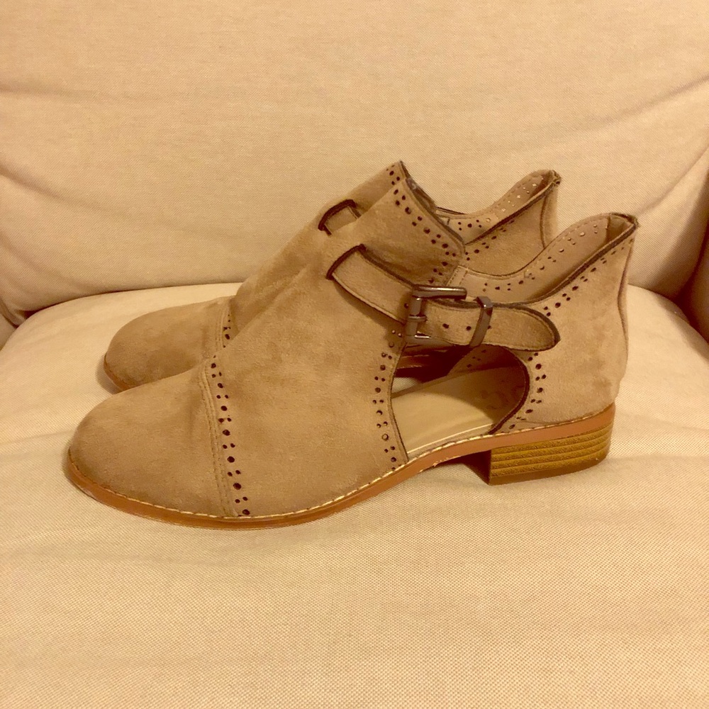 Jane Suede Booties